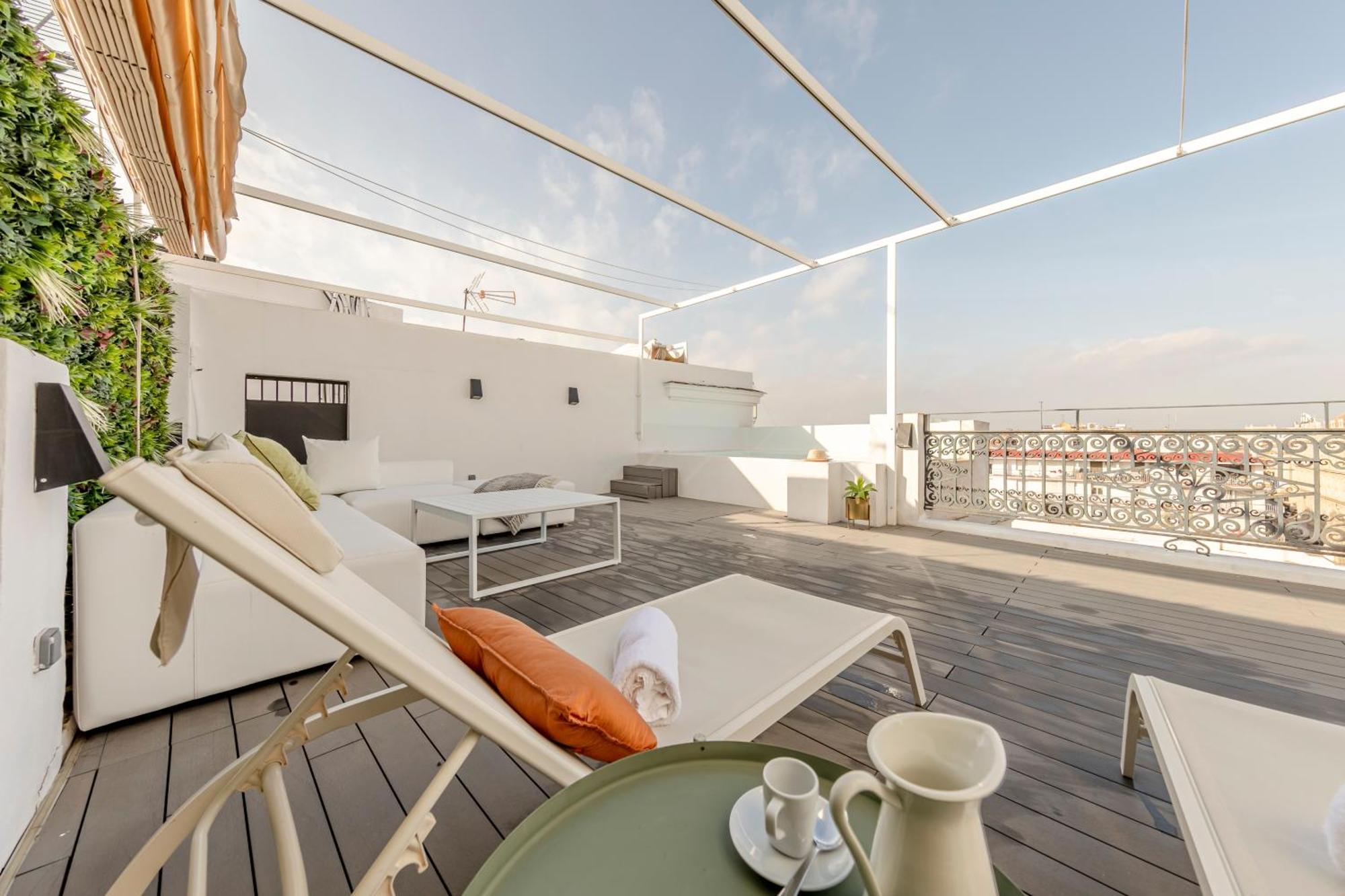 Isg Apartments Modern Atticpool At The Cathedralfree Parking Siviglia Esterno foto