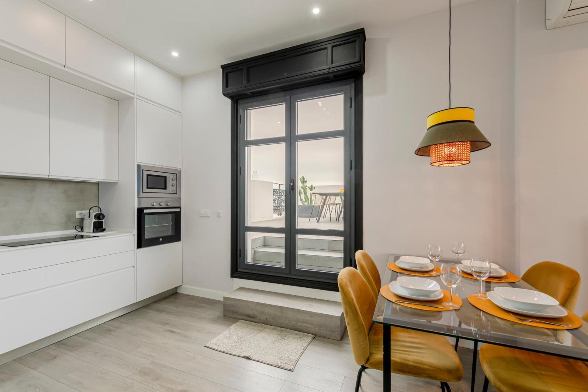 Isg Apartments Modern Atticpool At The Cathedralfree Parking Siviglia Esterno foto