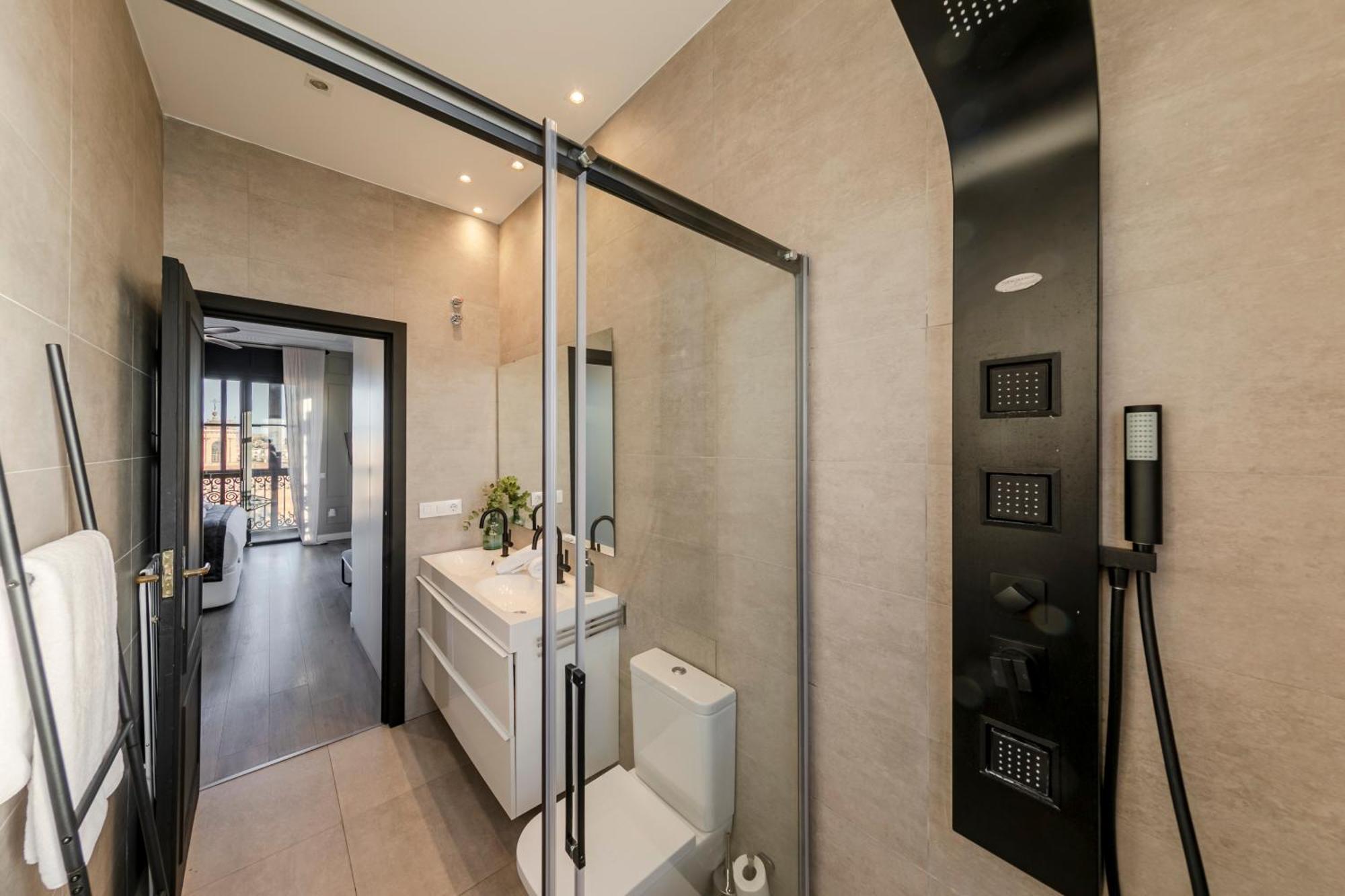 Isg Apartments Modern Atticpool At The Cathedralfree Parking Siviglia Esterno foto